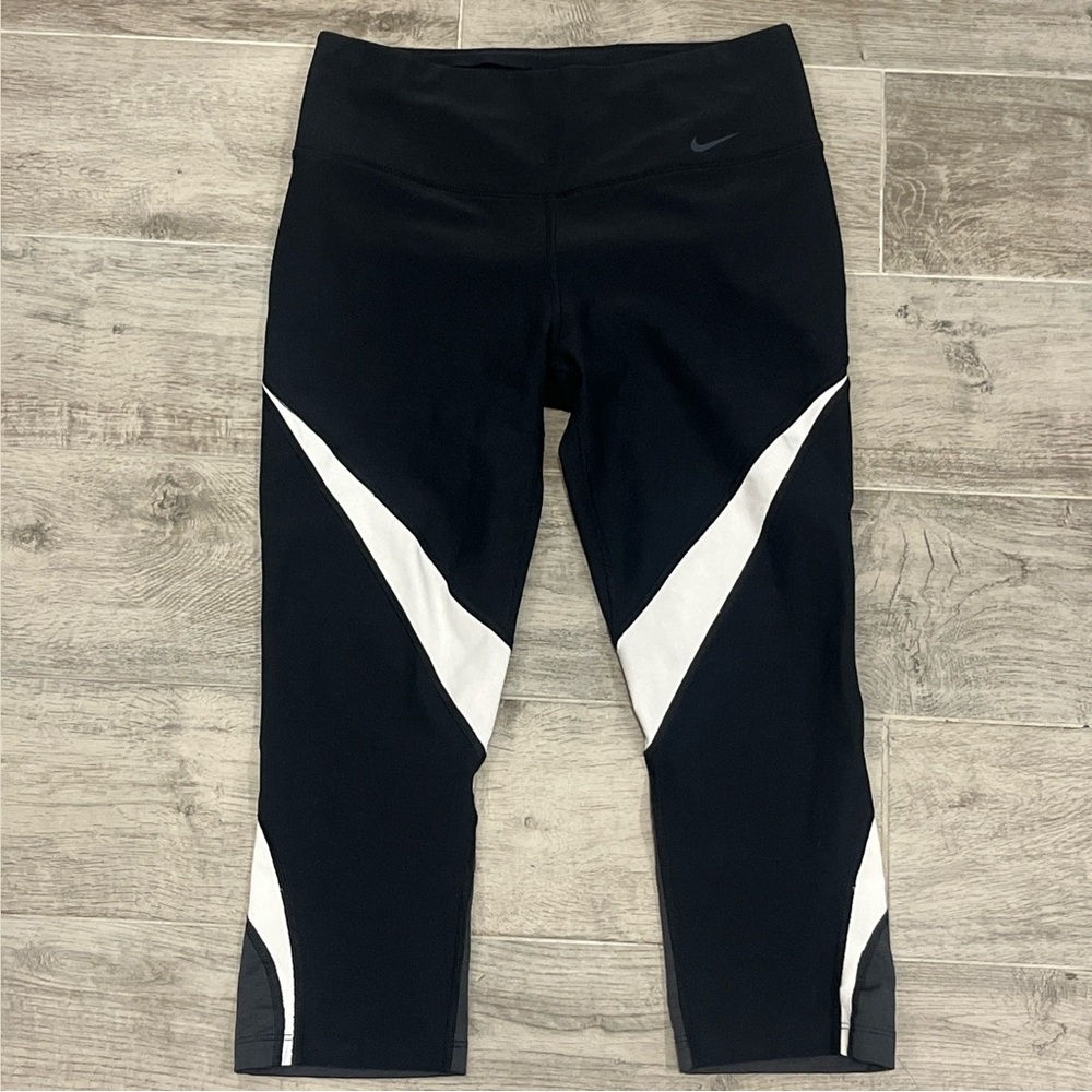 NIKE WOMENS Dri-Fit Crop LEGGINGS Black White Power Pants Small 920534-010‎